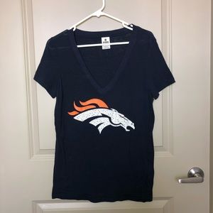 PINK crystal Broncos tee!